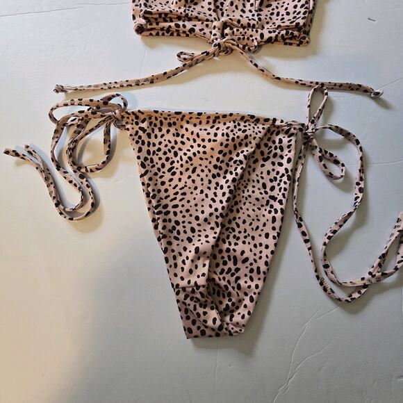 Nasty Gal 2pc Dalmatian Tie Bikini Womens Sz 6 Tan Black High Leg Cutout Front - Picture 12 of 16